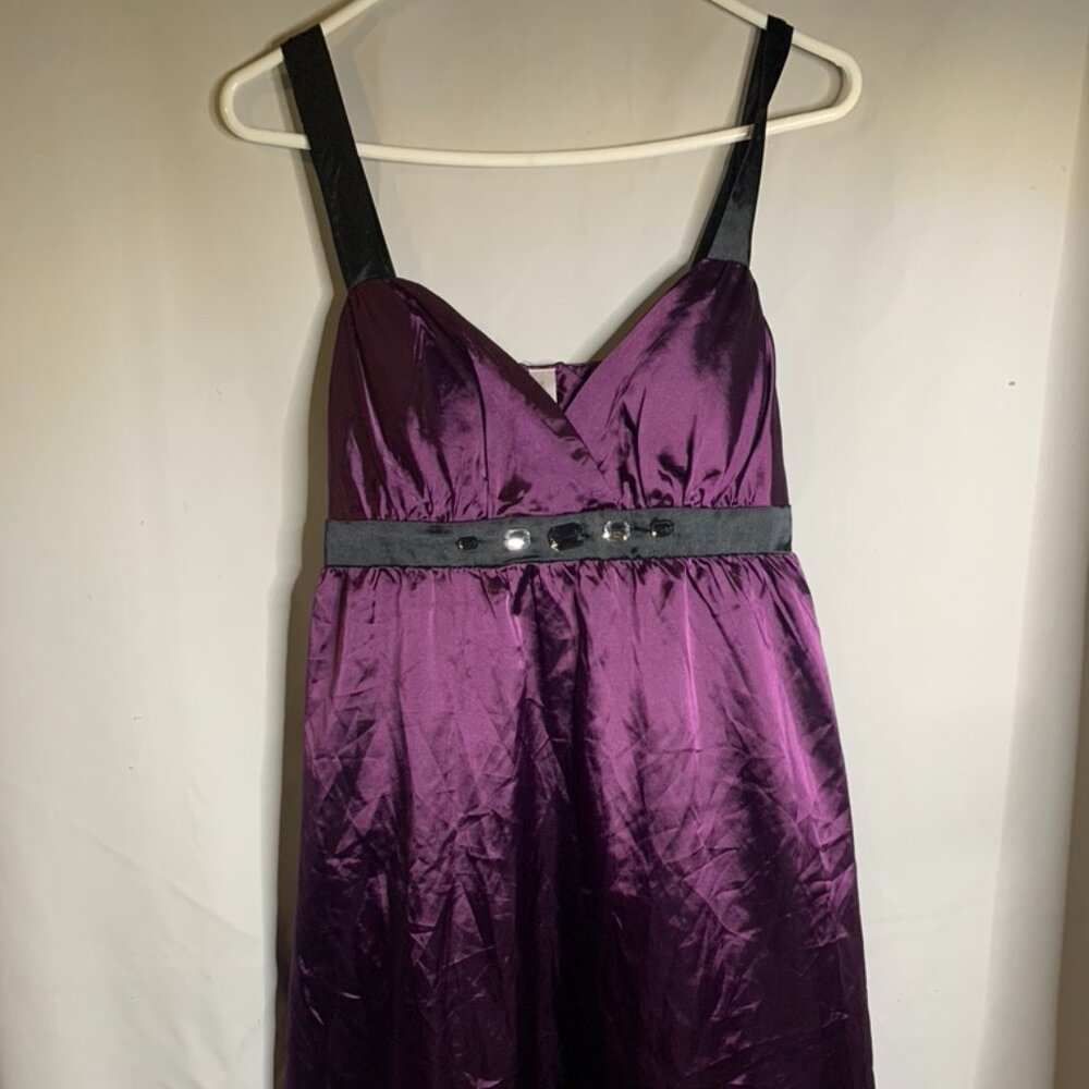 Women's no boundries Size XL 15-17 - Purple & Black Sleeveless Shiny Blouse Top